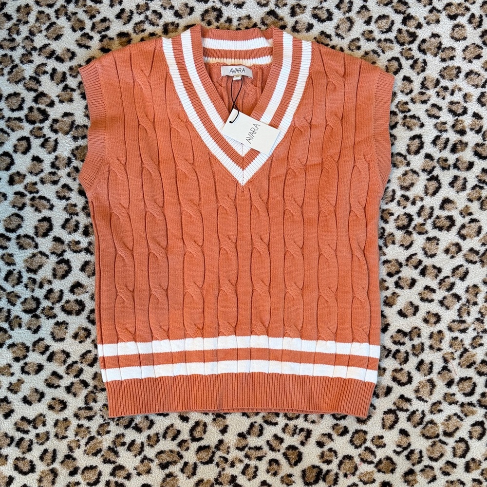 Avara Women's V-Neck Cable Knit Sleeveless Top in Orange and White
